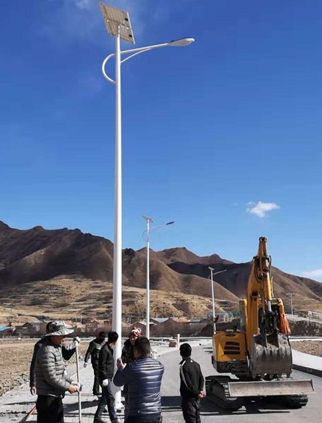 甘南碌曲10米哈密太阳能路灯项目